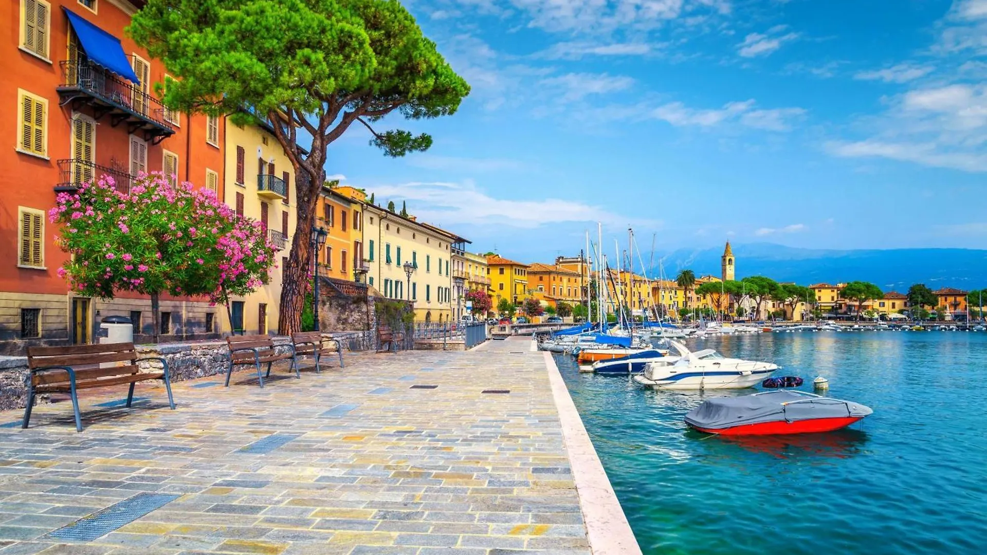 Margherita Near Lake - Family Friendly - Happy Rentals Toscolano Maderno 0*,  Italie