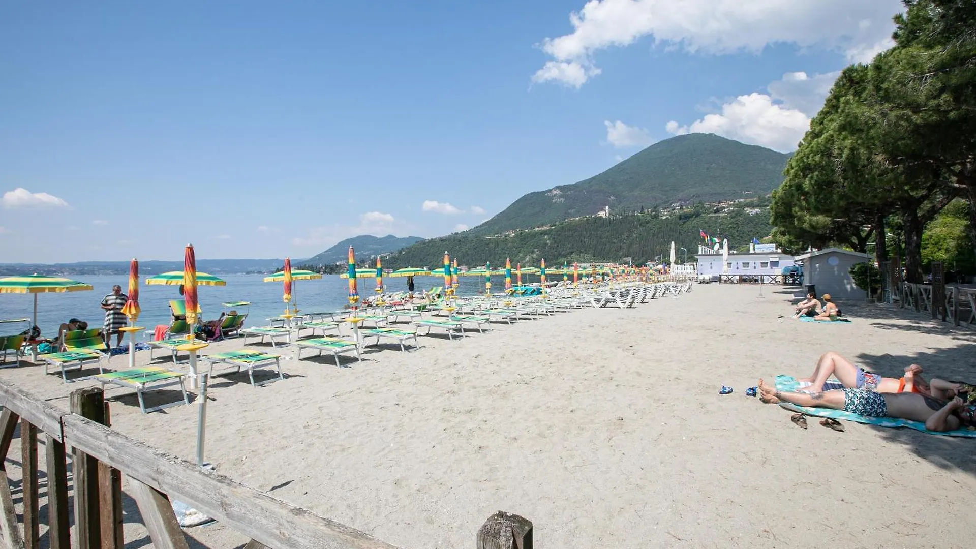 Apartment Margherita Near Lake - Family Friendly - Happy Rentals Toscolano Maderno