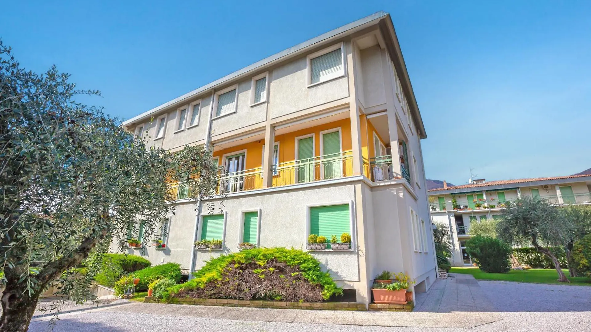 Appartement Margherita Near Lake - Family Friendly - Happy Rentals Toscolano Maderno Italie